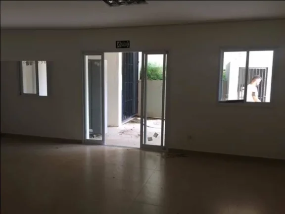 Imagem Venda de imóvel constituindo um edifício inteiro com 8 aptos novos contendo cada um 2 quartos, sal...