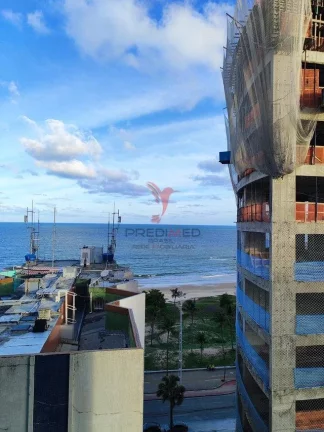 Imagem Vende-se flat Mobiliado ,super bem localizada na praia de Boa Viagem. Recife