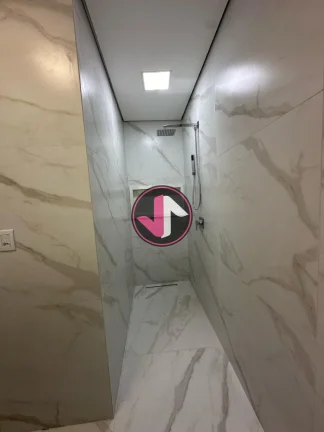 Imagem Casa térrea no condomínio Villa Jardim, com uma área generosa de 260 metros quadrados e um terren...