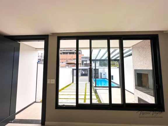 Imagem Casa / Sobrado para Venda em Camboriú / SC no bairro São Francisco de Assis