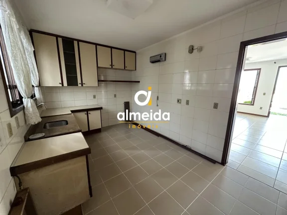 Imagem CASA EXCELENTE EM BAIRRO NOBRE