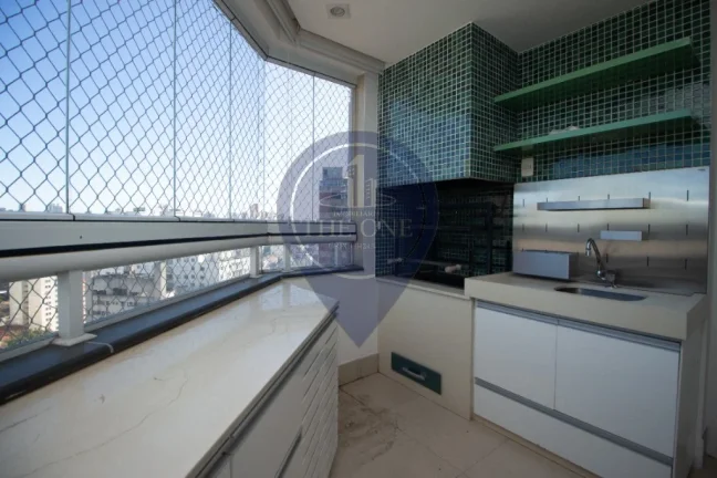 Imagem I Apartamento de luxo em Perdizes, São Paulo-SP, com 3 quartos, 3 suítes, 2 salas, 6 banheiros, 4 vagas e 230m².