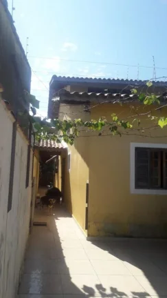 Imagem Casa para Venda em Itanhaém, Tupy, 2 dormitórios, 1 suíte, 2 banheiros, 2 vagas