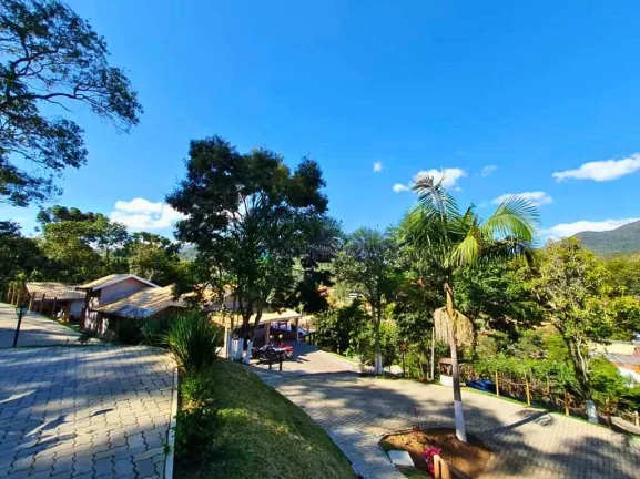 Imagem Santo Antônio do Pinhal: A Harmonia entre Investimento e Natureza