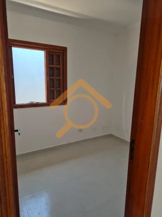 Imagem Casa reformada na Vila Arriete: 3 quartos, 1 suíte, 2 salas, 2 banheiros, 2 vagas - 118,00 m² em São Paulo-SP.
