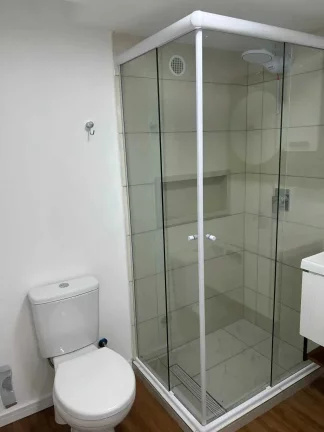 Imagem Cobertura duplex com 4 dormitórios sendo 1 suíte e 2 vagas de garagem em Balneário Camboriú/SC