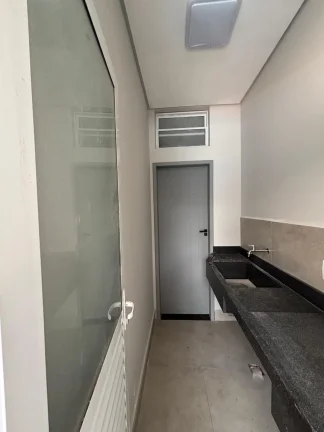 Imagem Sobrado à venda com 3 quartos, sendo 3 suítes, em Jardim dos Pinheiros, Atibaia - SP