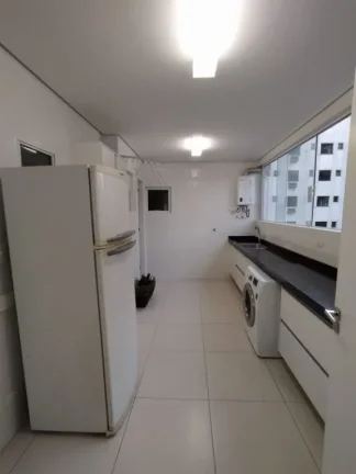 Imagem Apartamento espetacular a venda em Santos quadra da praia