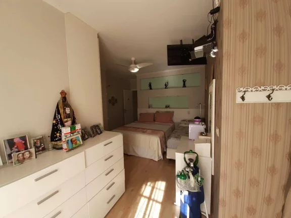 Imagem Sobrado com 3 dormitórios à venda, 270 m² por R$ 1.100.000,00 - Vila Pires - Santo André/SP