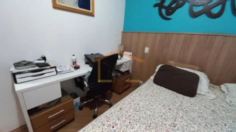 Imagem Apartamento 3 dormitórios, sendo 1 suíte, sala para 2 ambientes, pisos em madeira, sacada, cozinha...