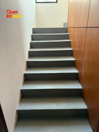 Imagem Oportunidade: Casa à venda no Jardim Sumaré, Zona Sul de Ribeirão Preto-SP. 5 quartos, 2 suítes, 4 salas, 6 banheiros, 6 vagas de garagem, 880m². Quer Imóvel Negócios Imobiliários.