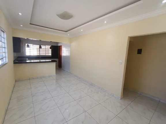 Imagem Casa De 3/4 Sendo Duas Suites Sozinha No Lote No Jardim Paraiso Ao Lado Anel Viario