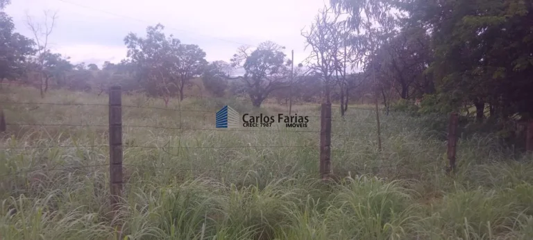Imagem Chácara para Venda em Brasília, Setor Habitacional Tororó (Jardim Botânico), 1 dormitório, 1 banheiro, 2 vagas