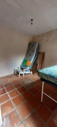 Imagem Chácara para Venda em São Roque, Recanto Flora, 2 dormitórios, 1 banheiro, 2 vagas