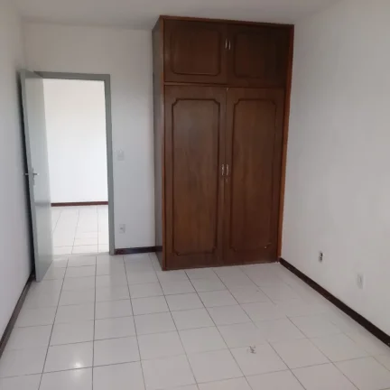 Imagem Espaçoso Apartamento no Pituba em Salvador Novo