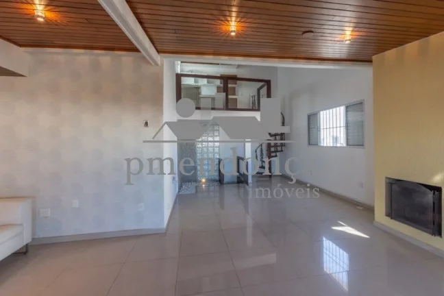Imagem Cobertura Duplex em Higienopolis com 3 quartos (1 sui­te) e 1 vaga, 180m²