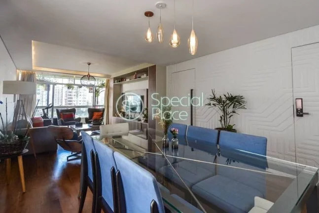 Imagem Apartamento com 183m² totalmente reformado, super amplo, com muita luz natural, muito arejado em Mo...