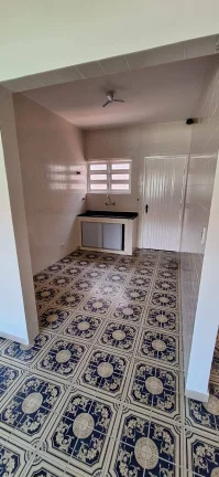 Imagem CASA LADO LINHA COM PISCINA EM DOIS LOTES
