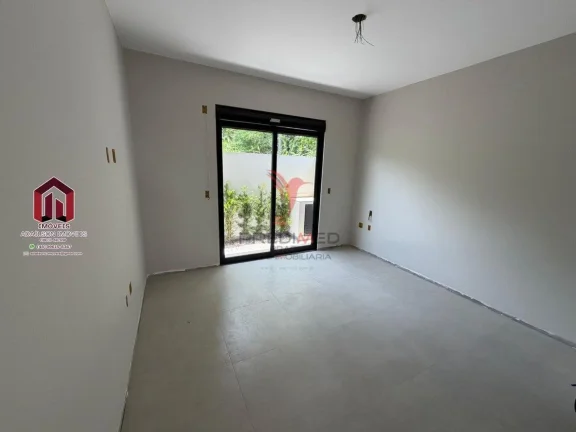 Imagem Linda casa moderna com 3 suítes e área gourmet – São José/SC - Brasil