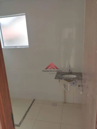 Imagem Casa com 2 dormitórios à venda, 45 m² por R$ 200.000,00 - Três Pontes - Itaboraí/RJ