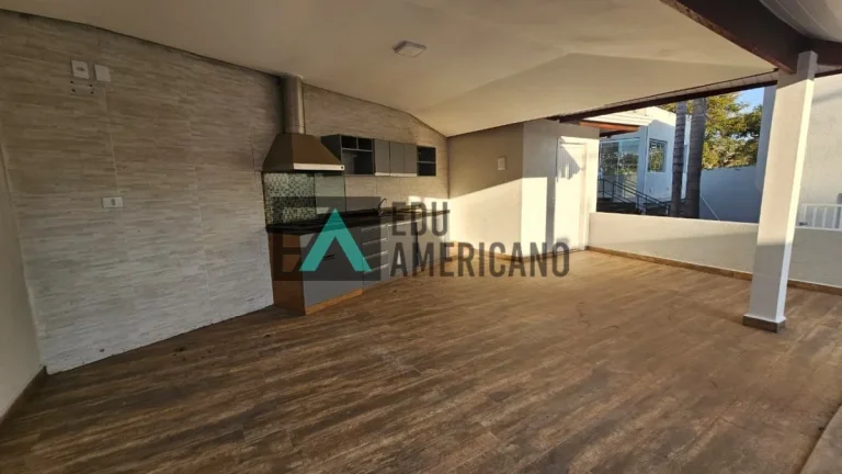 Imagem Casa com piscina em Atibaia