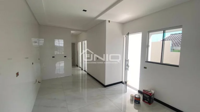 Imagem Casa Suíte + 02 Quartos - Cristo Rei