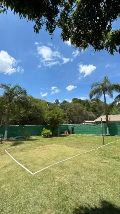 Imagem Chácara à venda em Jundiaí-SP, bairro Ivoturucaia: 2 quartos, 1 suíte, 1 sala, 2 banheiros, 259m². Aproveite essa oportunidade!