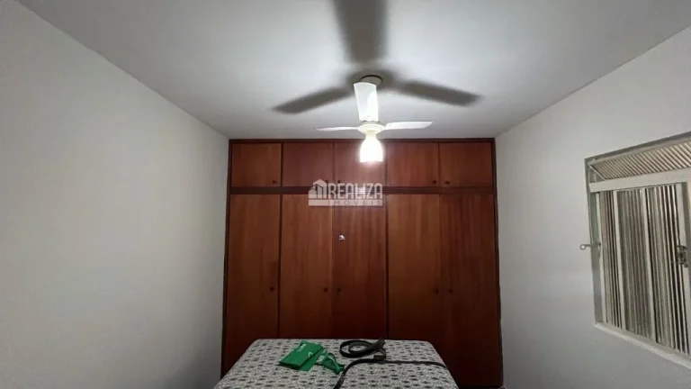 Imagem Casa de 5 dormitórios à venda no bairro Mercês, Uberaba