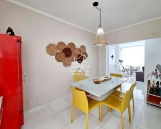 Imagem Apartamento reformado, andar alto e preço baixo com vista total Pitangueiras: 3 quartos, 1 suíte, 2 salas, 3 banheiros, 1 vaga, 130m²!