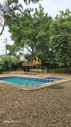 Imagem Casa com 400m2 de constr, terreno 1200m2, Esquina, Piscina, Vila Oliveira