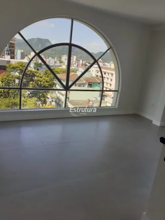 Imagem Lindíssima cobertura em região central de Santa Maria
