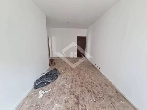 Imagem Apartamento de 3 Quartos para Venda em Copacabana com 100 m²