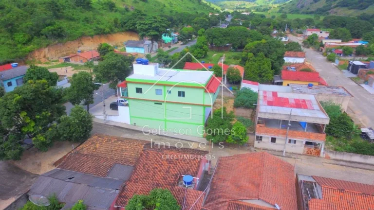 Imagem Prédio à Venda - Com 04 Quartos - Senhor dos Santos - São João do Manteninha - MG