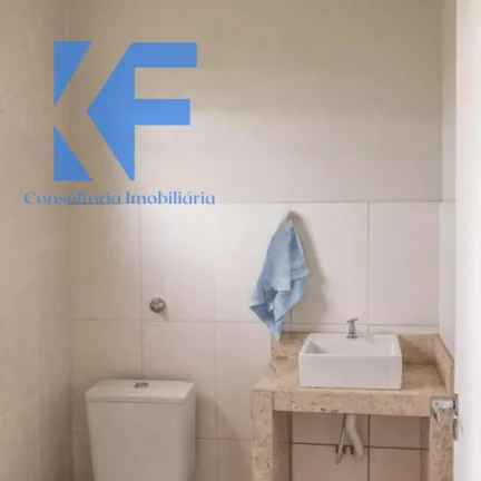 Imagem Apartamento com vista incrível para o bosque nos quartos, sala, cozinha e na varanda. Cozinha e quarto com móveis planejados.
