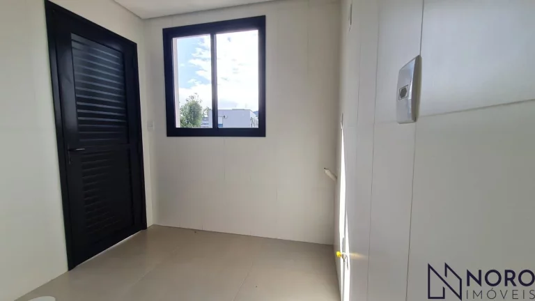 2 Dormitórios em Camobi, com Box | Prédio novo