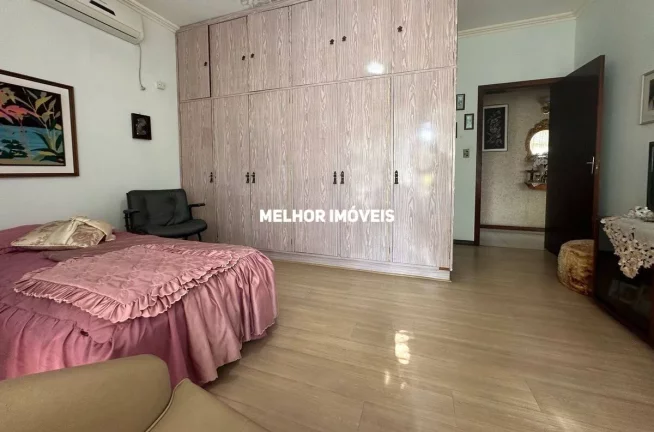 Imagem Casa á venda com 3 dormitórios localizada em Blumenau - SC