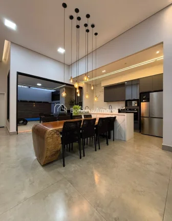 Imagem Casa térrea à venda com 03 quartos à venda - Condomínio Residencial Royal Garden - Parque Brasil...