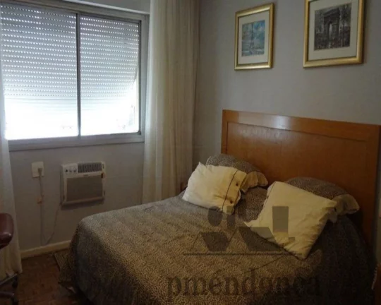 Imagem Apartamento em excelente estado de conservação. Living para 04 ambientes, lavabo, 04 dormitórios ...