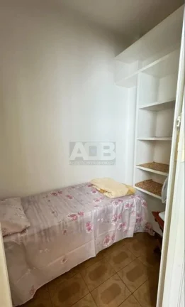 Imagem Apartamento à venda em Laranjeiras, 74m2, 2Qtos, de frente, Gal Glicério.