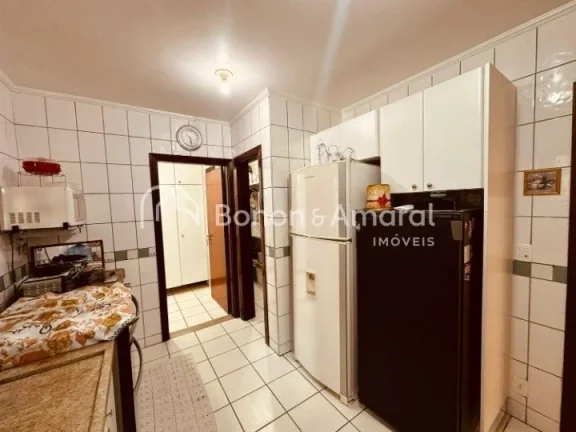Imagem Linda casa em condomínio à venda em Valinhos, com 3 dormitórios, sendo 2 suítes com closet e sac...