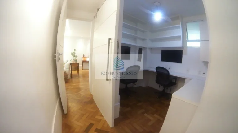 Imagem Apartamento à venda em Botafogo, Rio de Janeiro - 3 quartos, 1 suíte, 1 sala, 3 banheiros, 1 vaga de garagem - 120m²