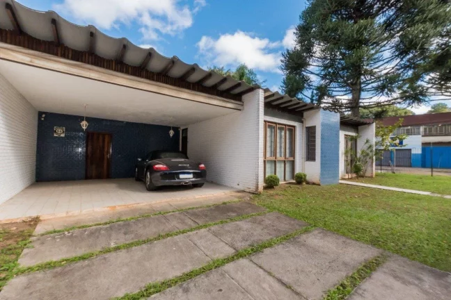 Imagem Casa térrea com 4 quartos no Seminário