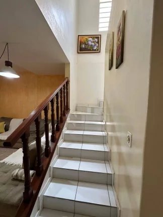 Imagem Sobrado Otima Localizaçao com 150 m² 2 Dormitorios e 2 Vagas de Garagens