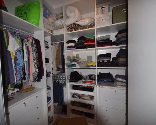 Imagem Apartamento na Pompéia com 3 suites e 4 vagas, 178m²