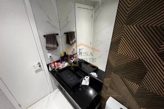 Imagem Apartamento com 92 m², com 2 dormitórios, sendo 1 suite, possibilidade de terceiro dormitório rev...