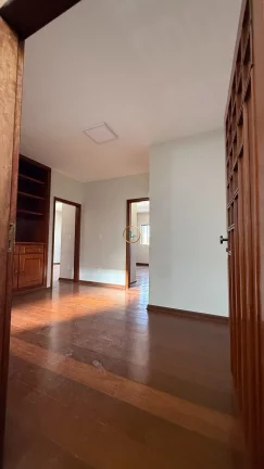Imagem EXCELENTE IMÓVEL COMERCIAL DISPONIVEL PARA LOCAÇÃO EM ÁREA NOBRE DE FRANCA PRÓXIMO A AVENIDA ANTONIO BARBOZA FILHO NO BAIRRO REGINA HELENA