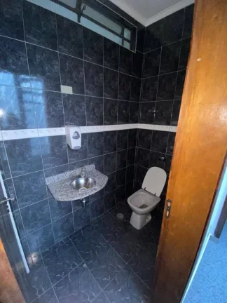 Imagem Casa com 3 dormitórios para alugar, 240 m² por R$ 4.478,45/mês - Vila Luzita - Santo André/SP