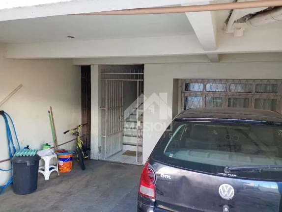 Imagem Casa com 10 dormitórios à venda, 330 m² por R$ 650.000,00 - Ataíde - Vila Velha/ES