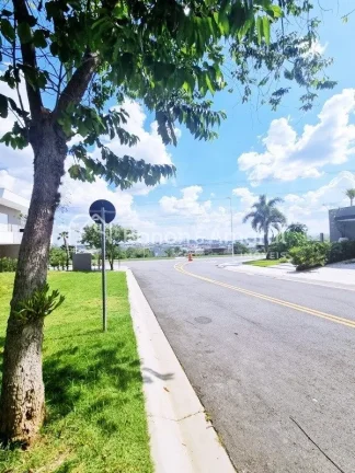 Imagem Venda, terreno em condomínio, Mont Blanc em Campinas. 
Excelente localização no condomínio, na p...