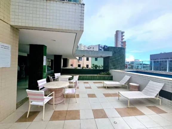 Imagem 2/4, SUITE, VARANDÃO, NASCENTE, NO BARRA THE PLACE RESIDENCE, próximo do Farol da Barra e das facilidades do bairro - por R$890.000,00